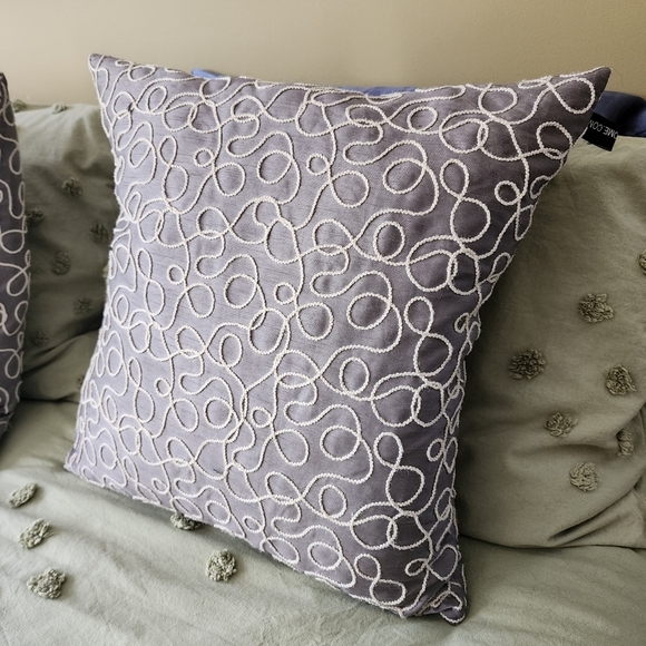 Rodeo Home gray throw pillows 17" x 17" - Picture 3 of 4